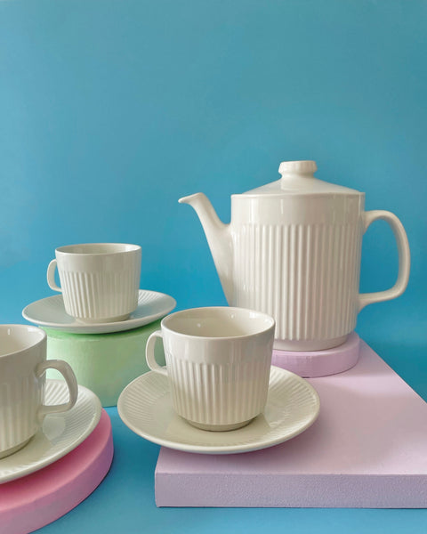 'johnson brothers' athena tea set