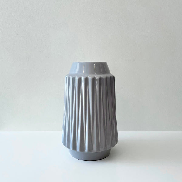 geo ridge vase