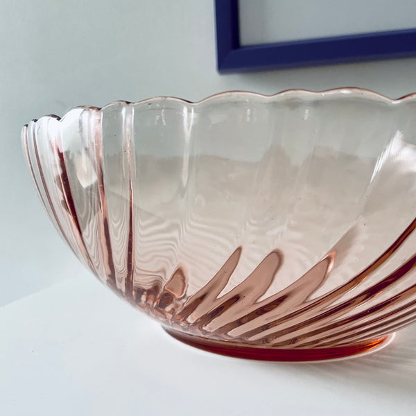 'arcoroc france' pink swirl bowl