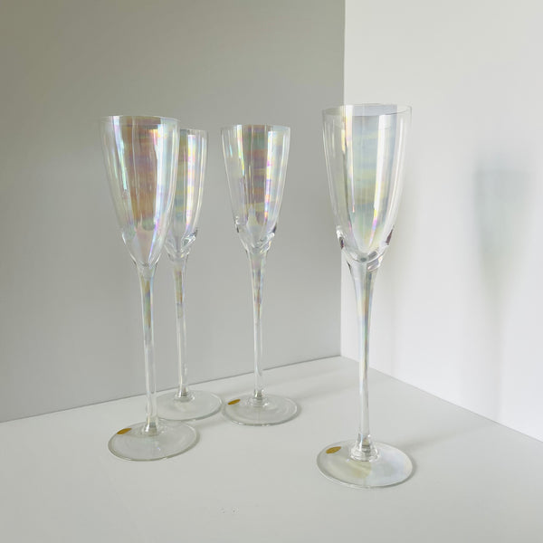 'SIP' iridescent crystal champagne flutes