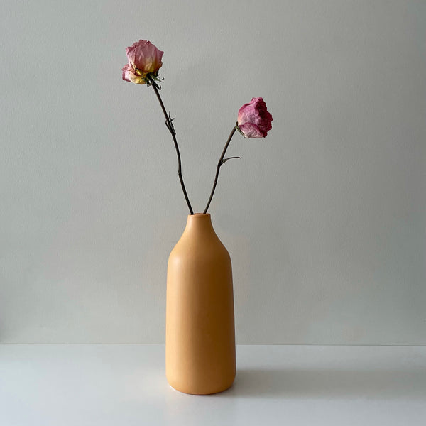 amarillo vase